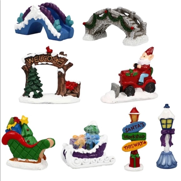 33 Piece Winter Wonderland North Pole Penguin Igloo Gingerbread Fairy Ga… - Picture 4 of 10